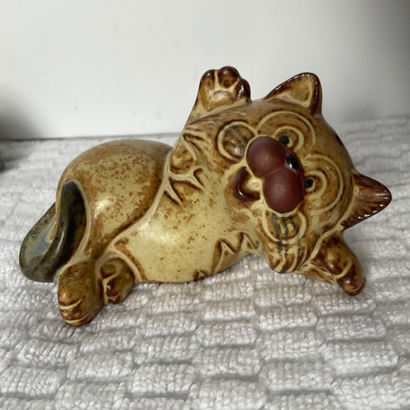 Vintage Redware Pottery - Playful Kittens - Salt and Pepper Shakers - Picture 8 of 16